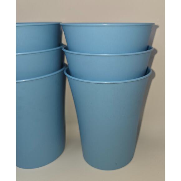 Vintage Plastic Bell Tumbler Lot of 12 Light Blue 8 oz Kiddie Cups Stackable - Picture 6 of 14